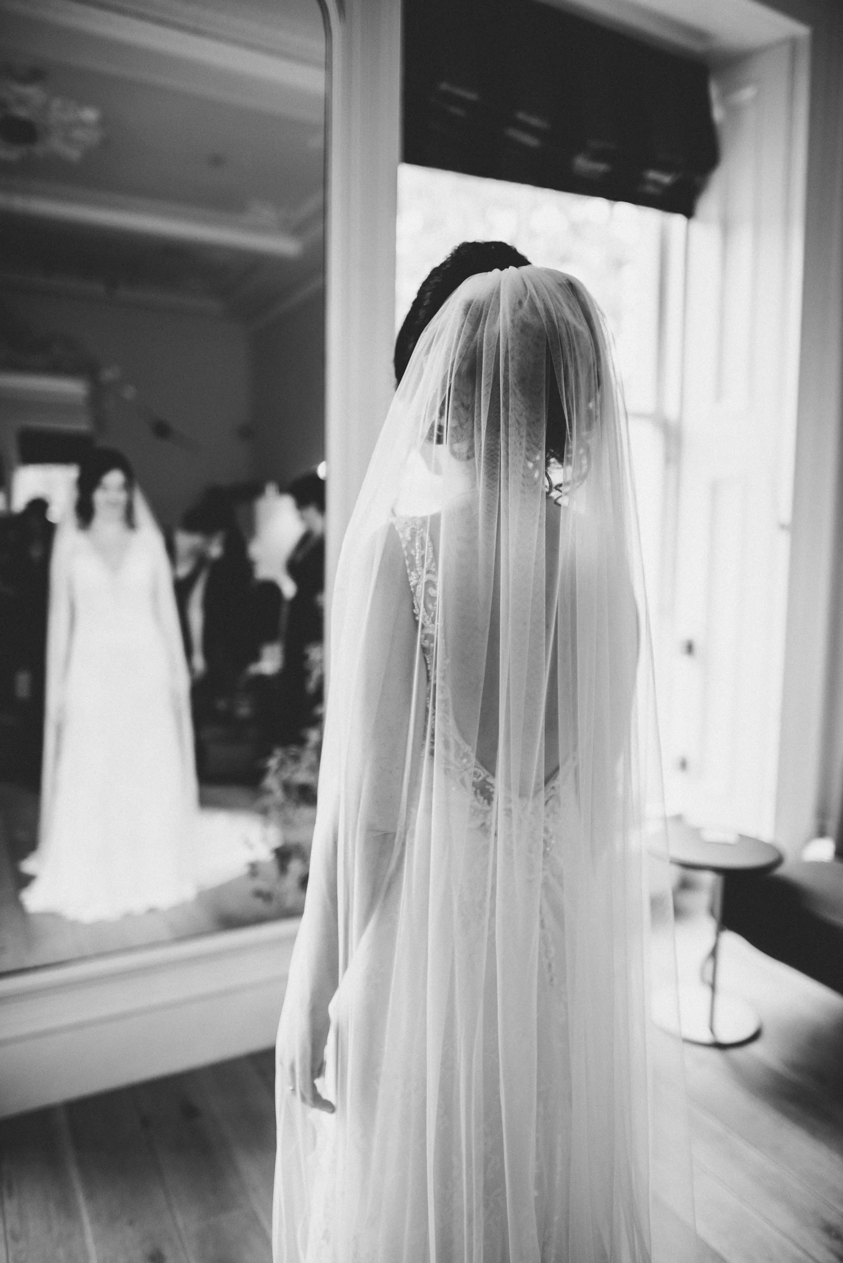 DSC_1671-Lisa-Devine-Alternative-Creative-Wedding-Photography-Glasgow-Scotland-Destination-Weddings-Elopements-Scotland.jpg