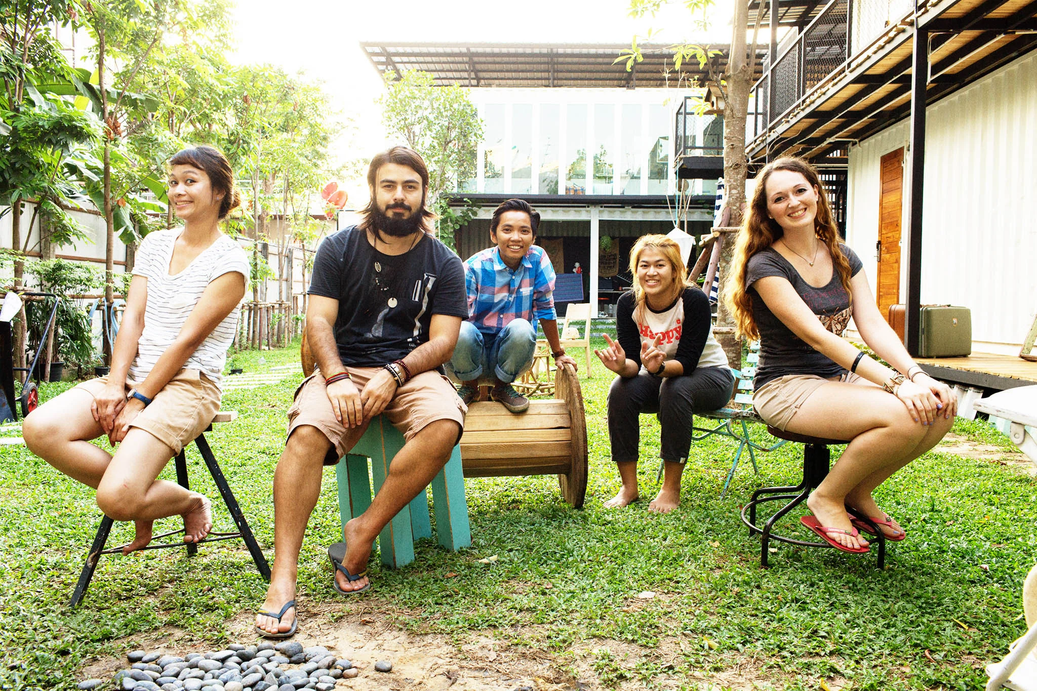 Da esquerda: Som Big, Eduardo, Som Small, Kring e Mônica