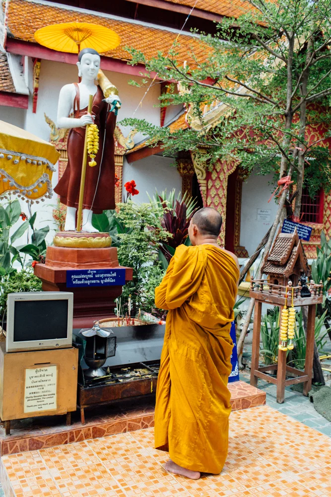 Monk Thap Thailand 2016-72.jpg