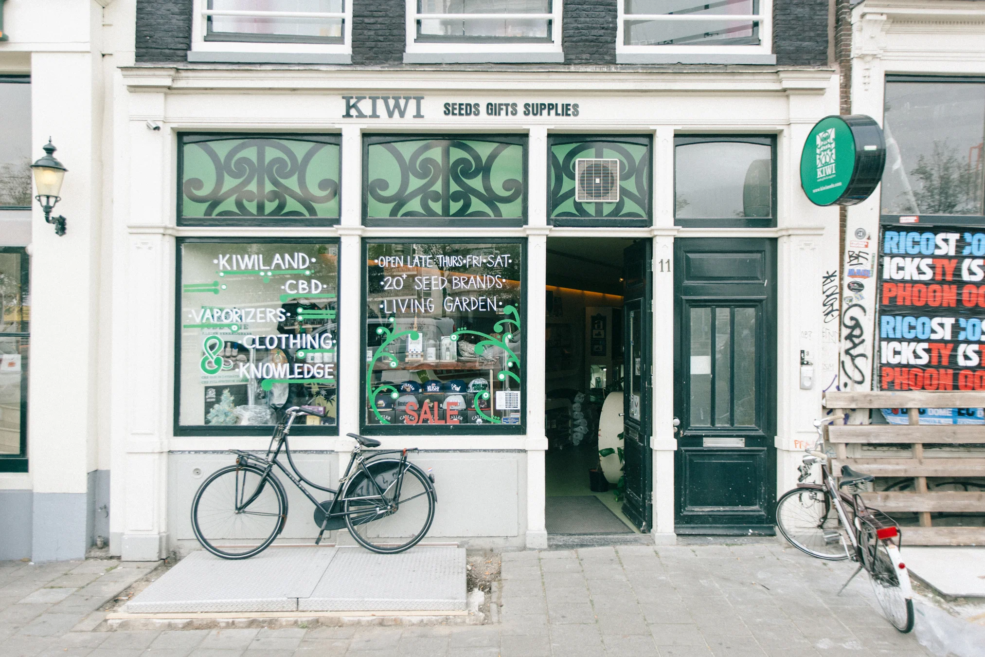 Amsterdam-1.jpg