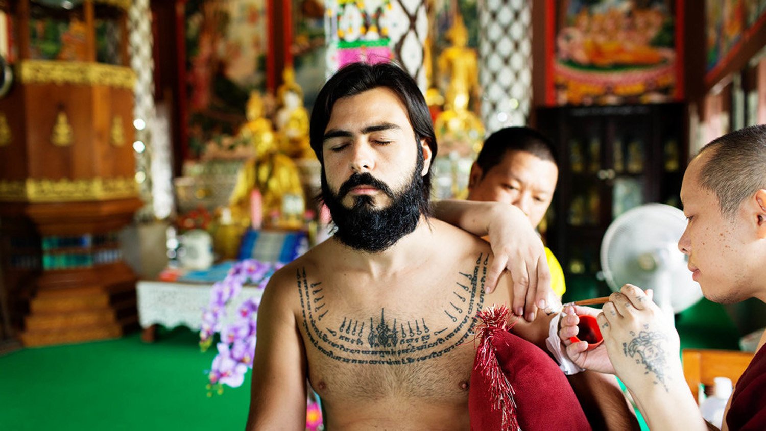 Sak Yant: Significados e Como Fazer a Tatuagem da Tailândia - Eduardo ...