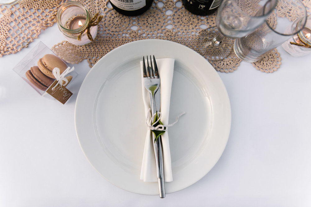 Wedding placesetting with neutral palette.jpg