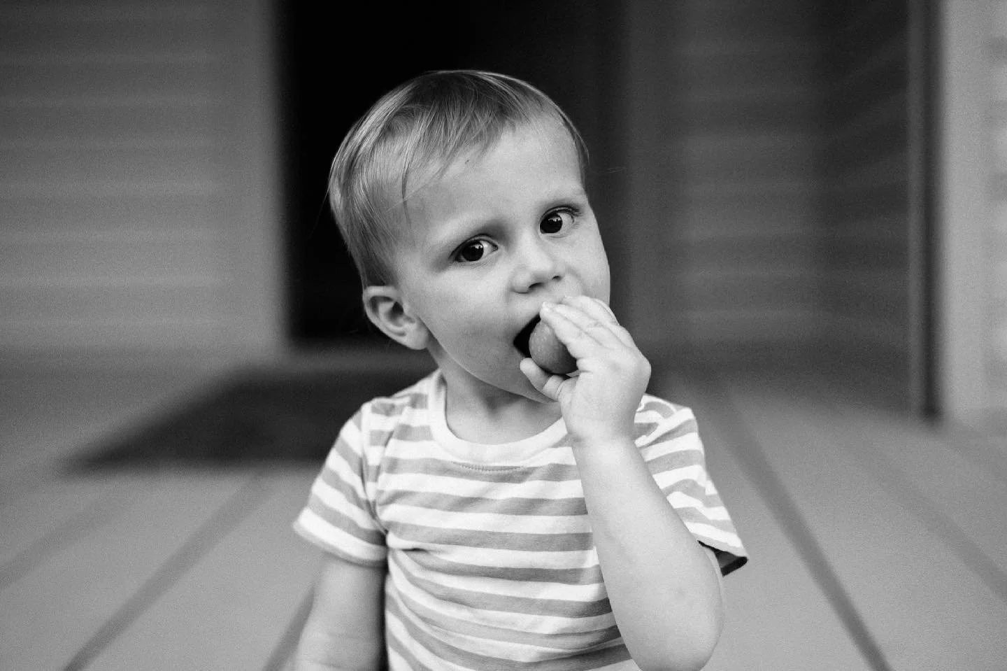 Let's not forget these early days
Remember we begin the same
We lose our way in fear and pain
Oh joy begin