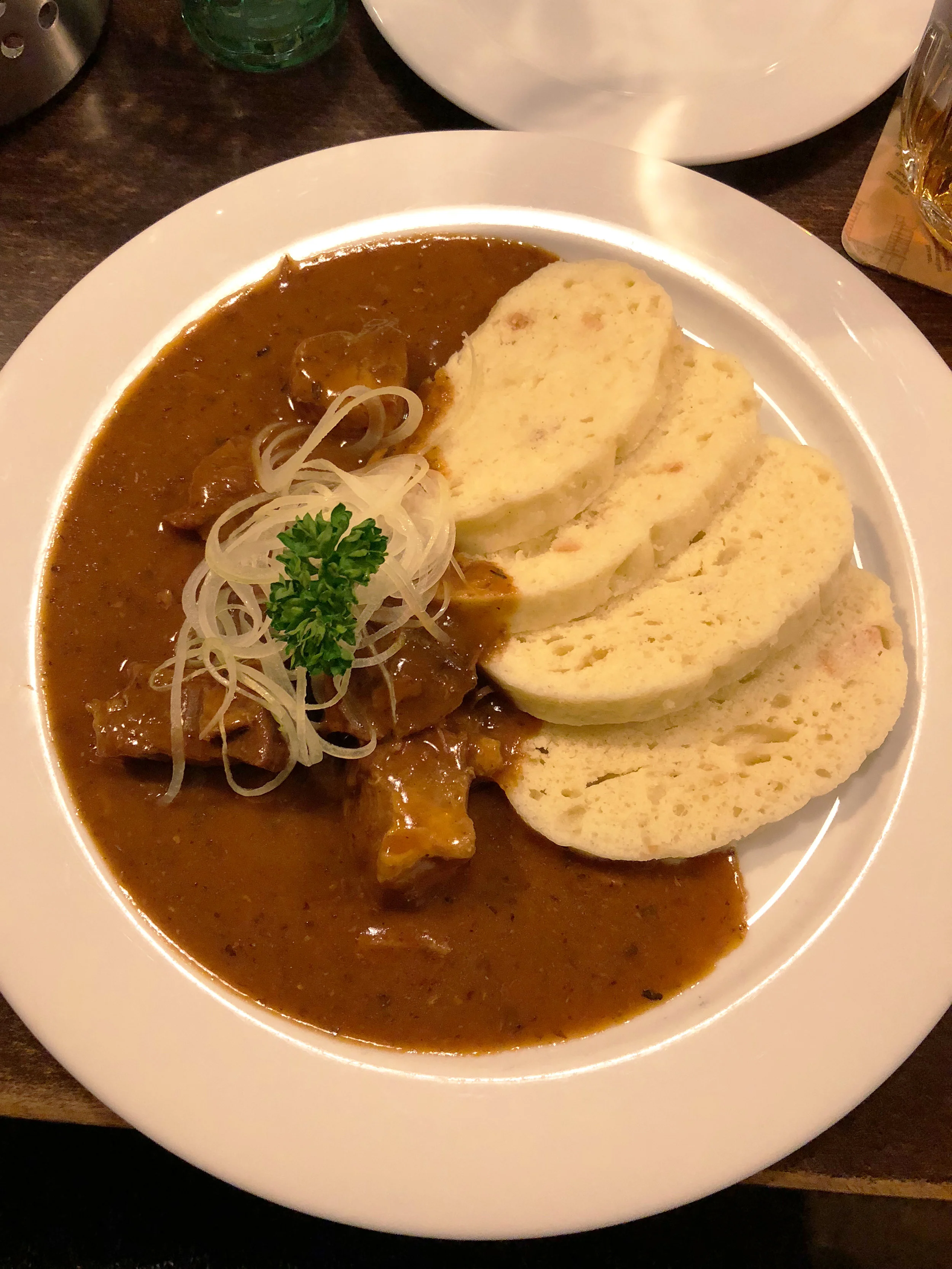 whatkellyeats_prague_uparlamentu.jpg