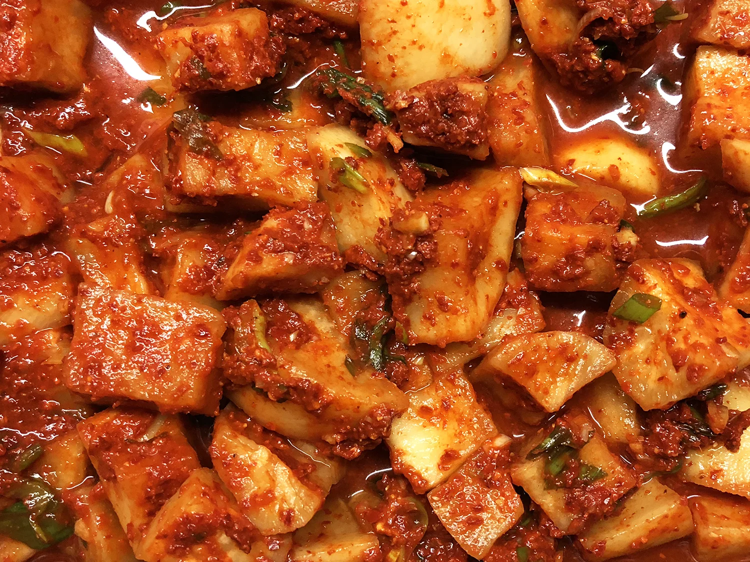 whatkellycooks_spicydaikonradish.jpg