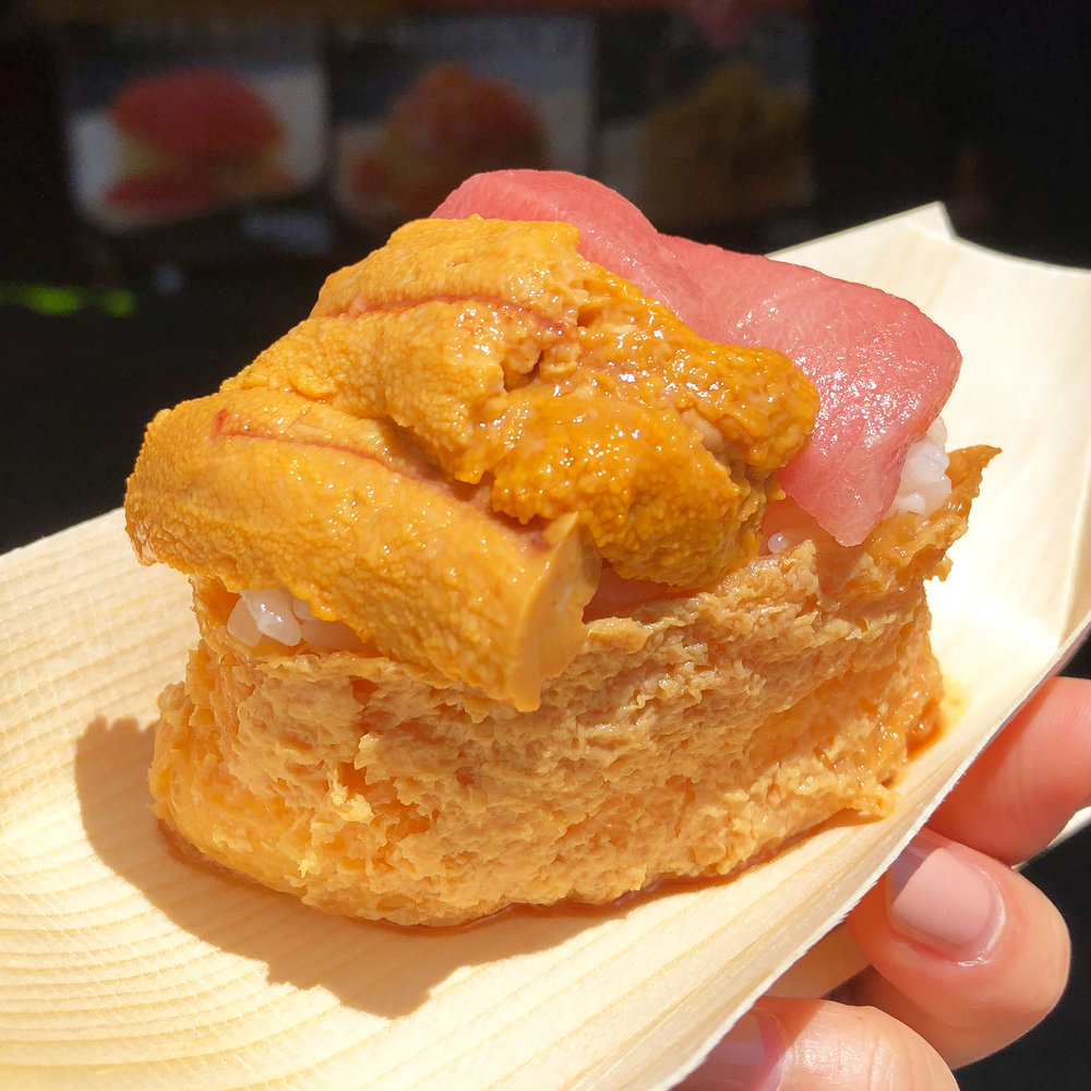 whatkellyeats_tokyo_tsujikimarket_uni.jpg