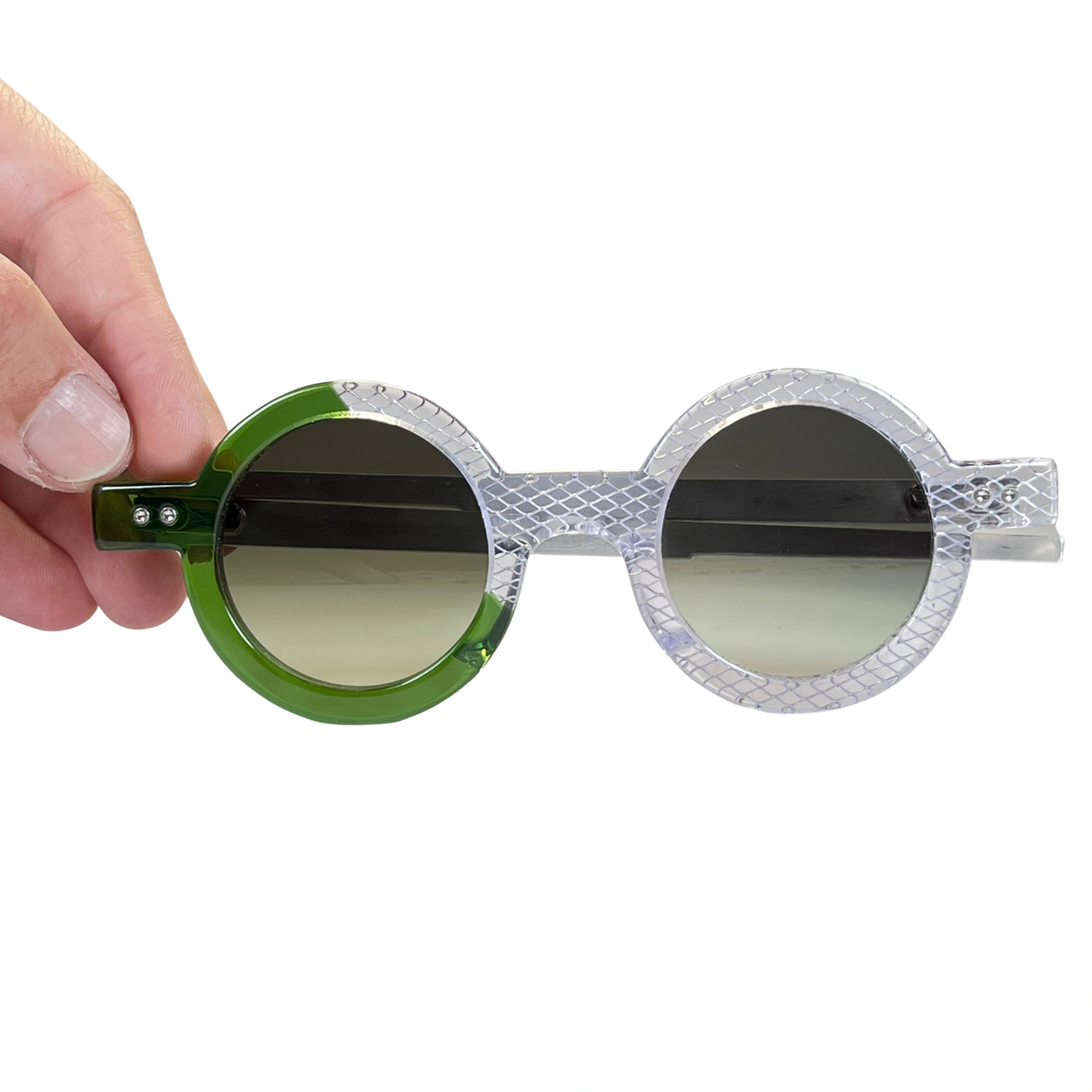 B769F74E-F383-42D4-A342-38891BC348D8