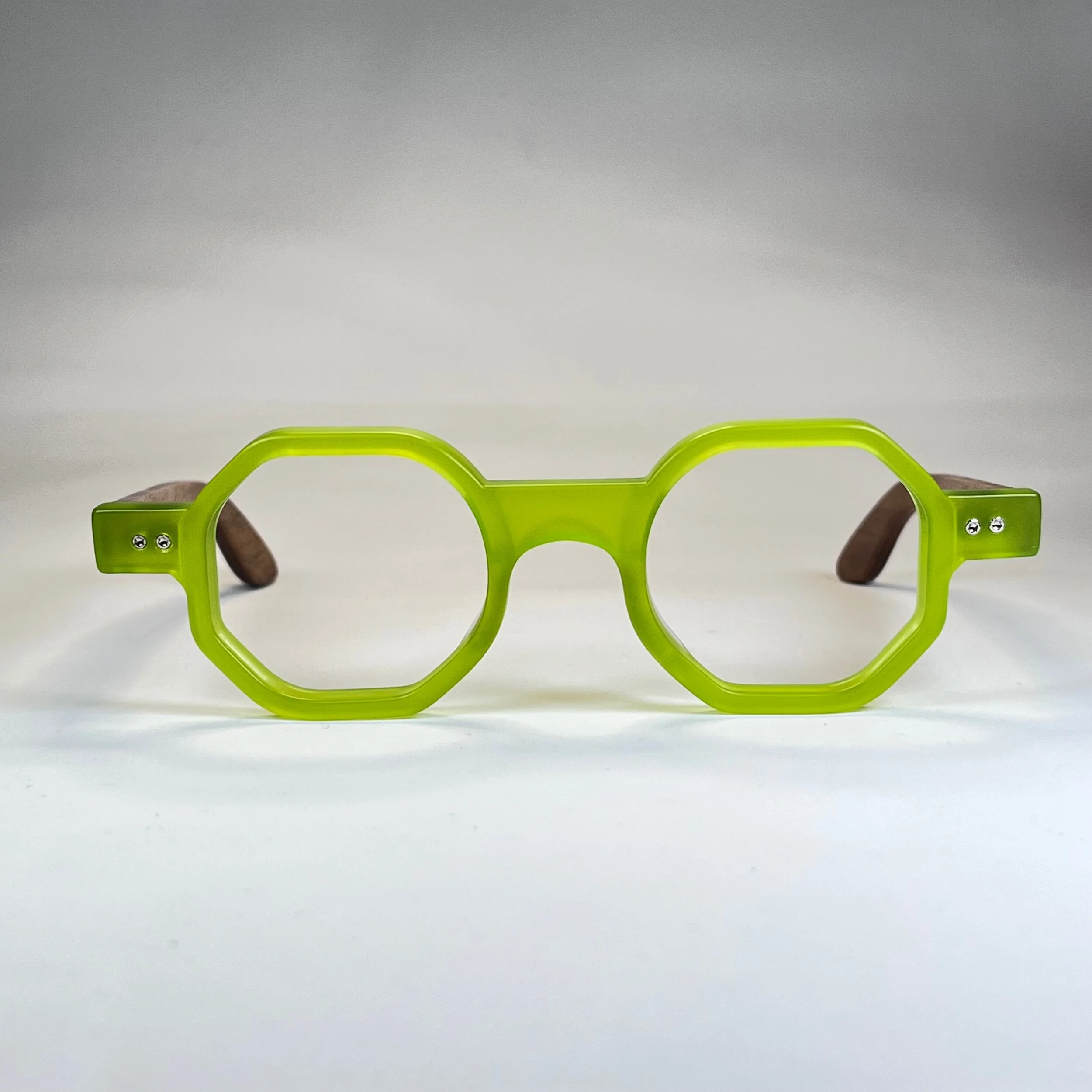 26E774F8-0C6C-44CB-AE6D-EE17EE88AC14