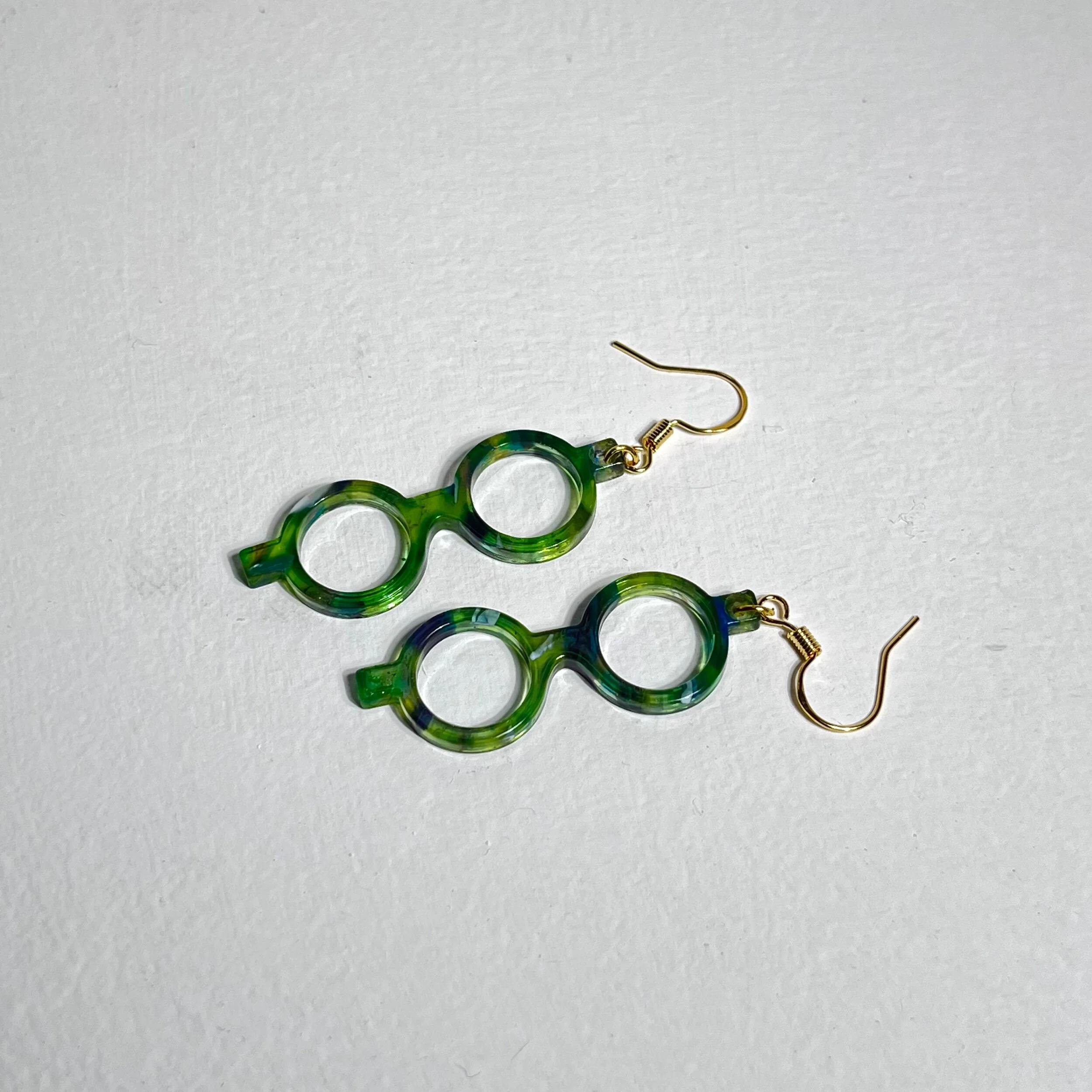 800B963F-E35E-49EA-944A-FF7A86AB01DE