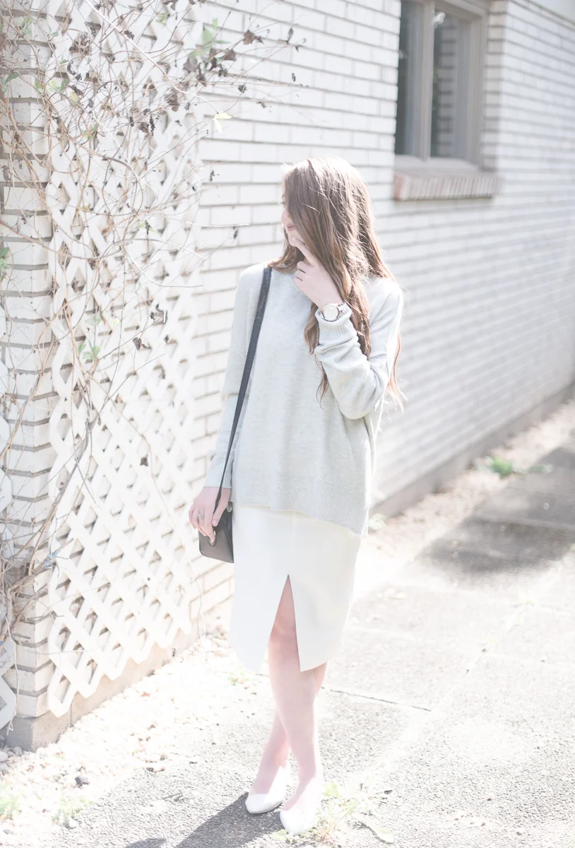 aritzia jax skirt via rebecca-jacobs.com-1.jpg