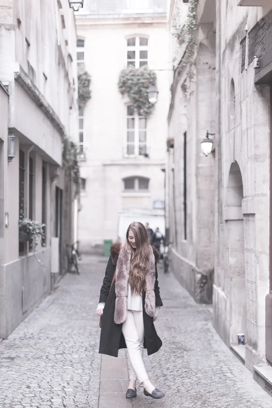 how to pack for paris and london in the winter-2.jpg