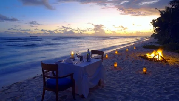 Waterbar recreated a romantic Seychelles beachfront dinner for a Santa Fe couple last week. 