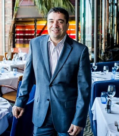 rich-troani-waterbar.jpg
