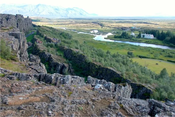 Iceland_Pingvellir_2.jpg