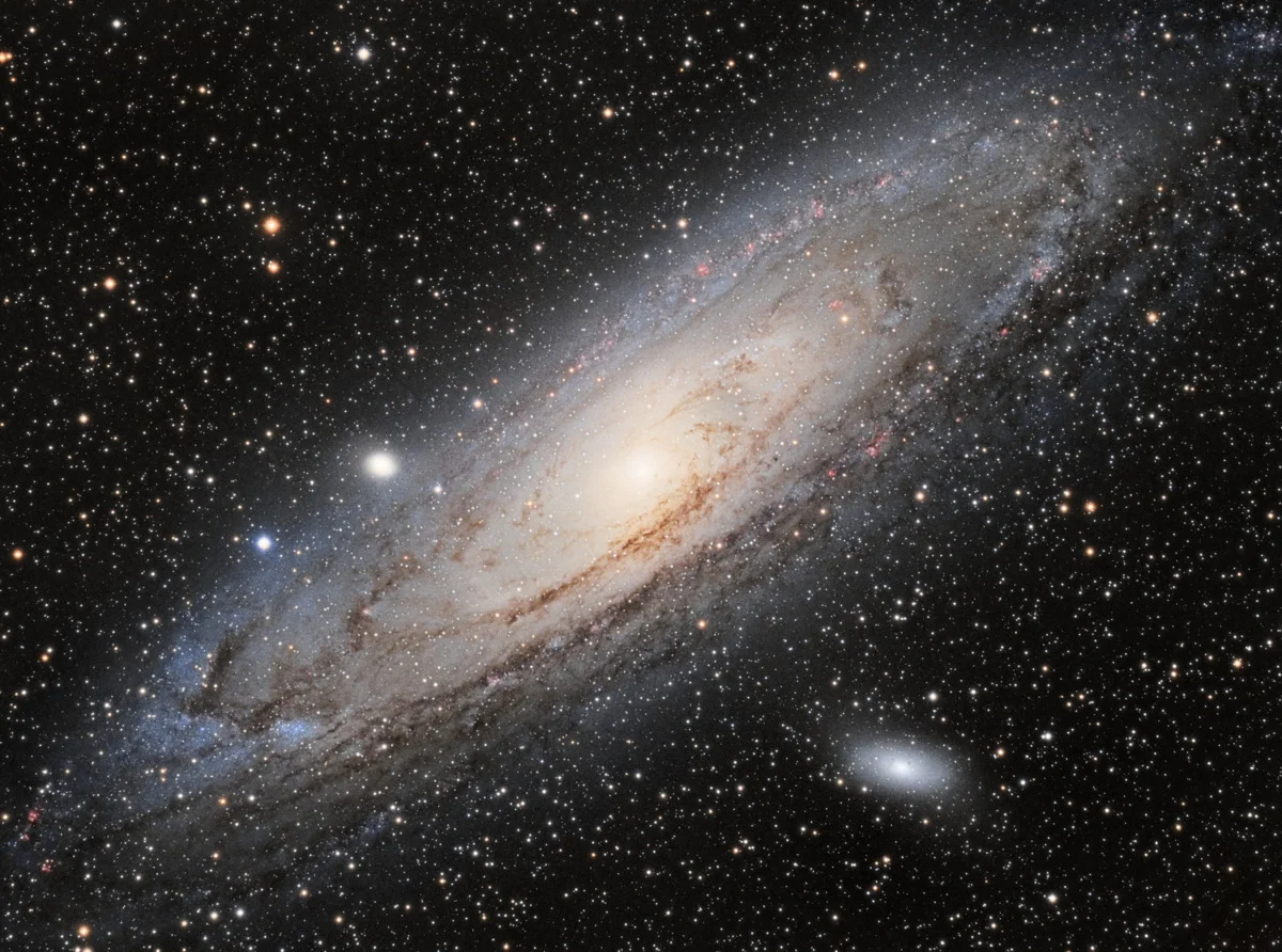 andromeda-galaxy-van-den-hoevel.jpg