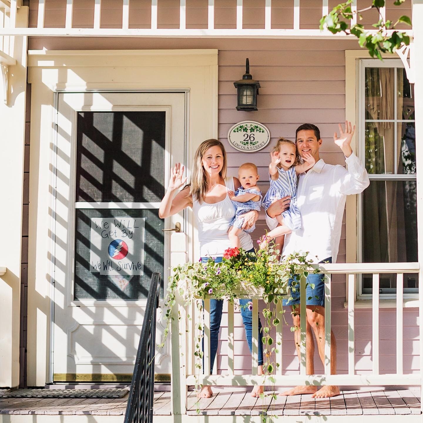 How wonderful is it that we get to catch up with one of our past wedding clients during this not-quite-as-busy summer and take portraits of their growing (and ridiculously cute) family in their new home? It&rsquo;s pretty heart warming. ❤️
...Just ad