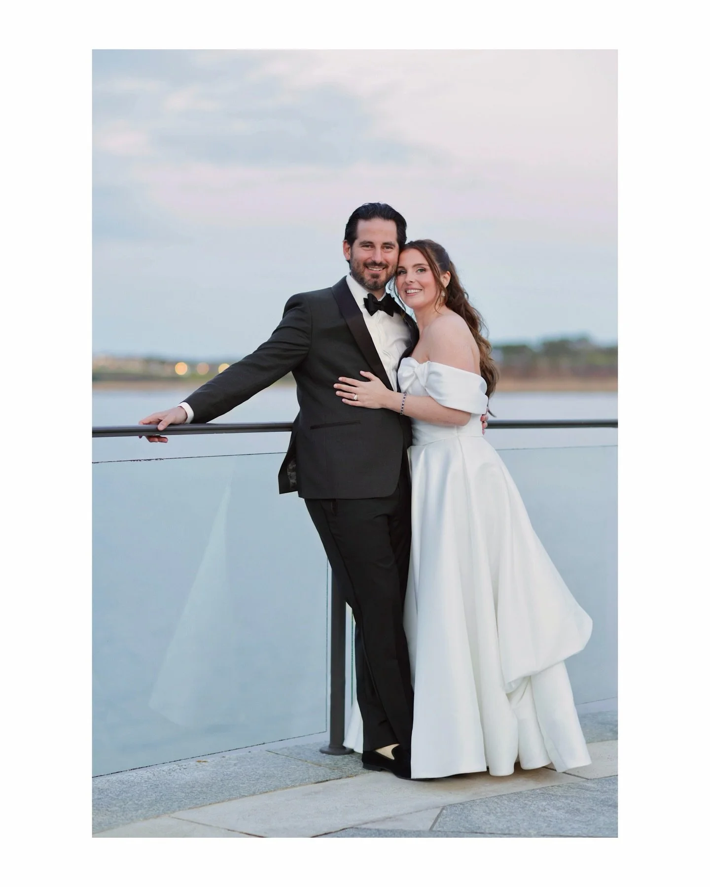 Congrats to Caitlin and Alex! An absolutely beautiful wedding for these two lovebirds this weekend at Wequassett. 
🌊🥂🤍🦞🪩