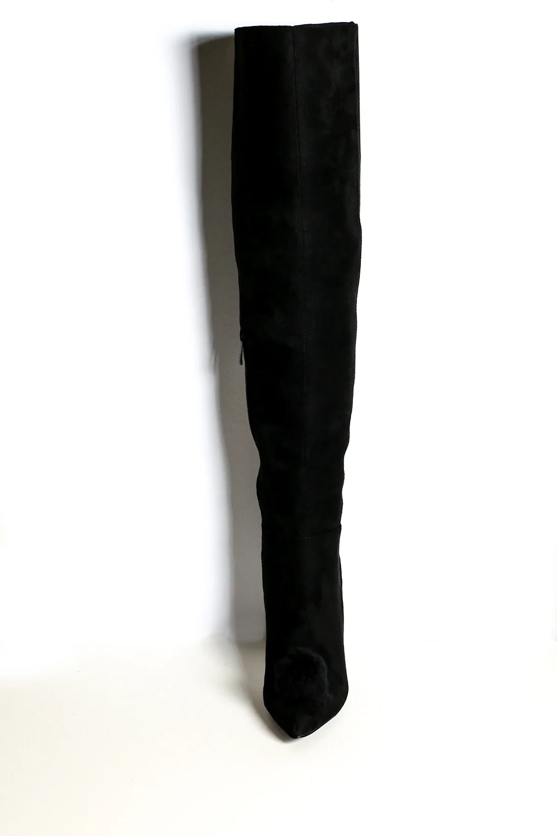 Black knee fur boots