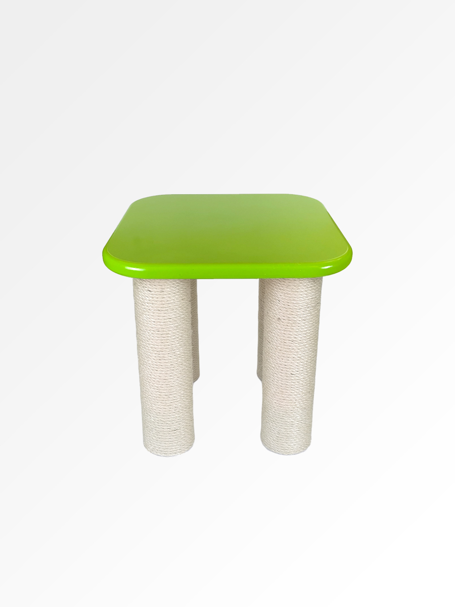 Scraaaatch™ Stool