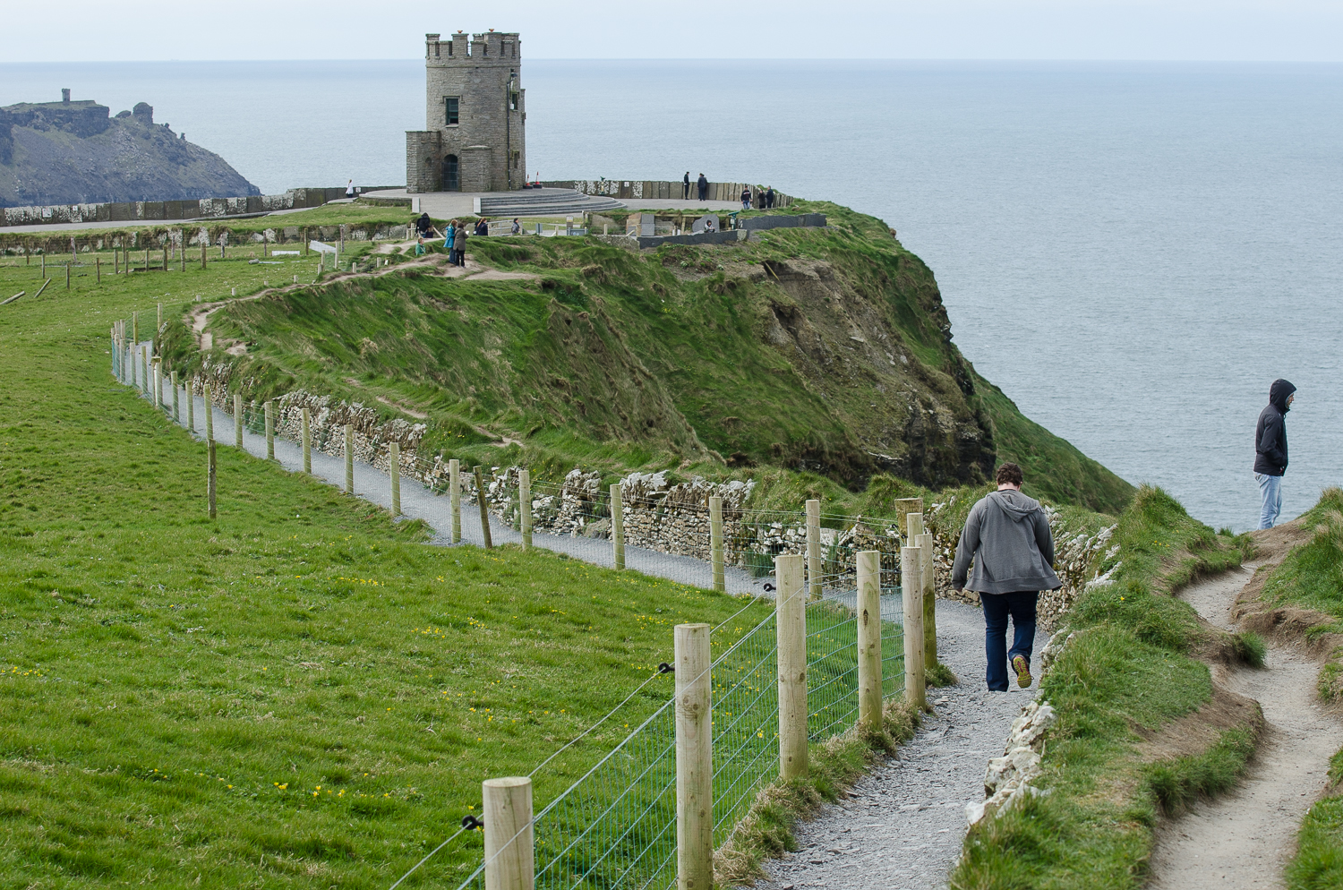 One of the best things about the new walk, is that you don't have to pay 6 euros per person to see the Cliffs of Moher!