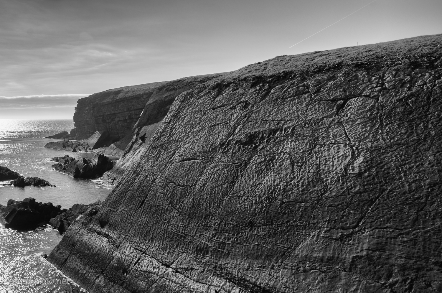 Another shot of the cliffs around Loop Head