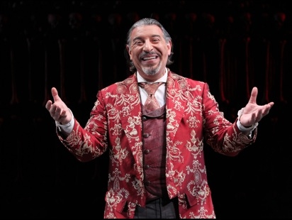 Max McLean as Screwtape in the production of C.S. Lewis' Screwtape Letters