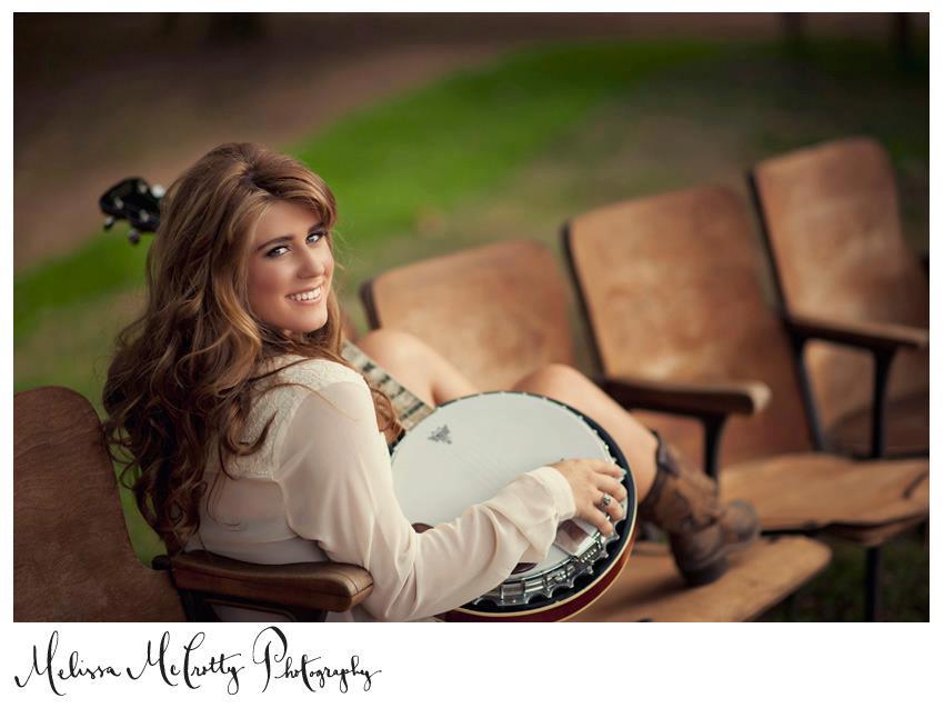Melissa McCrotty Photography . You can see more from this fun shoot here . 