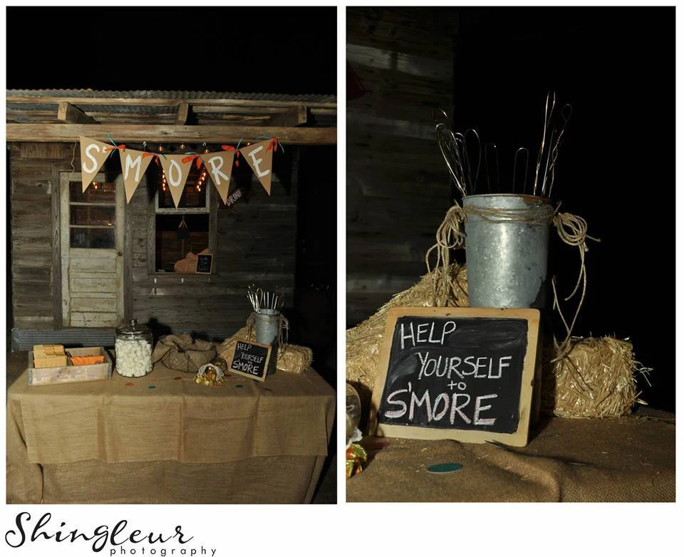 Shingleur Photography . Lindsy + Keith 's s'mores bar was cute and super delish!
