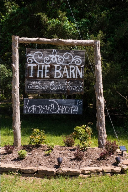 See that adorable font?! We LOVE details!