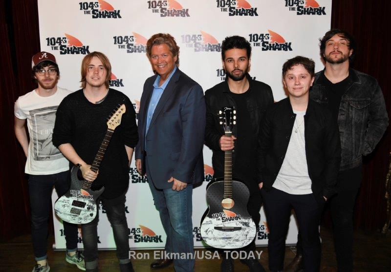 Shark guitar 2.jpg