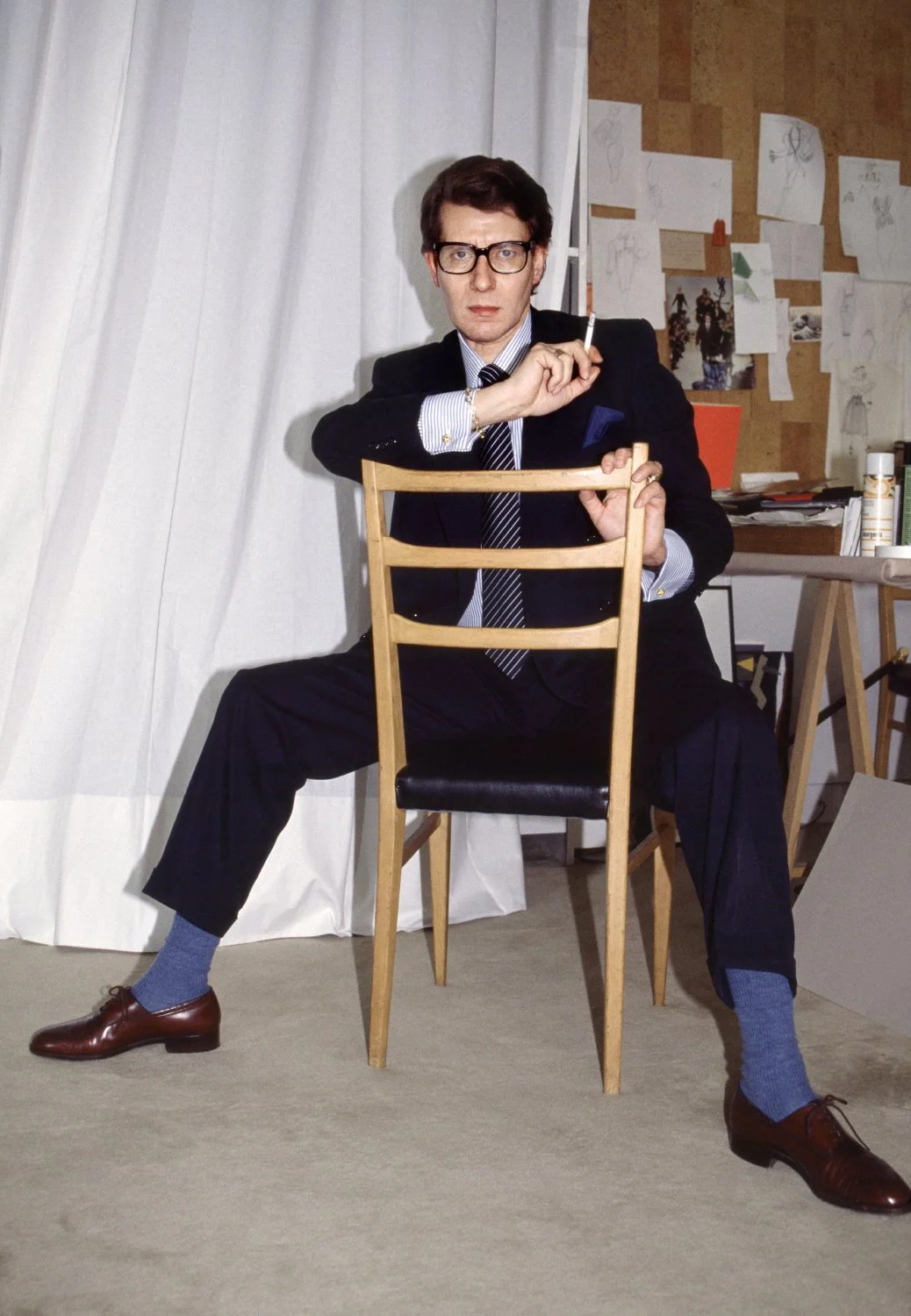 0100_YSL_Office_Backwards_on_Chair_449_New.JPG