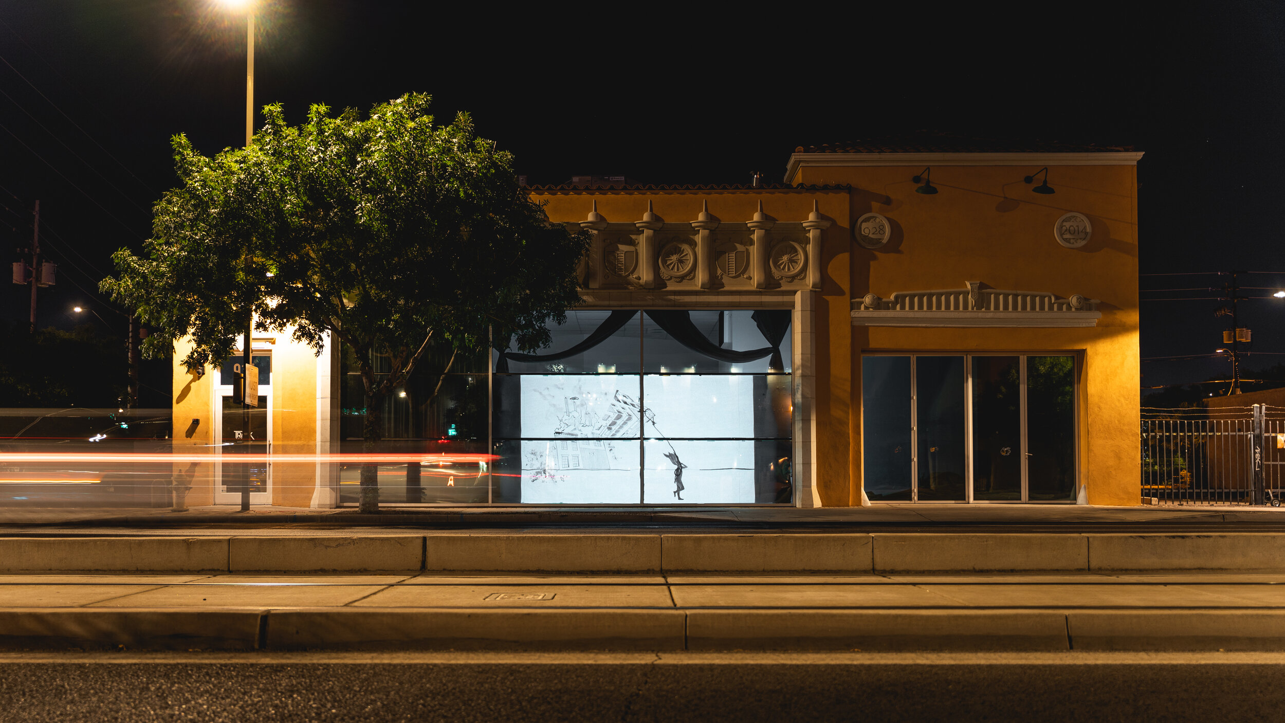  Photo Credit Lamp Left Media  