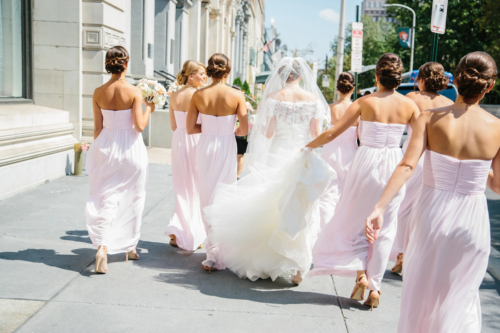 Philadelphia-Wedding-Style-Me-Pretty-019.jpg