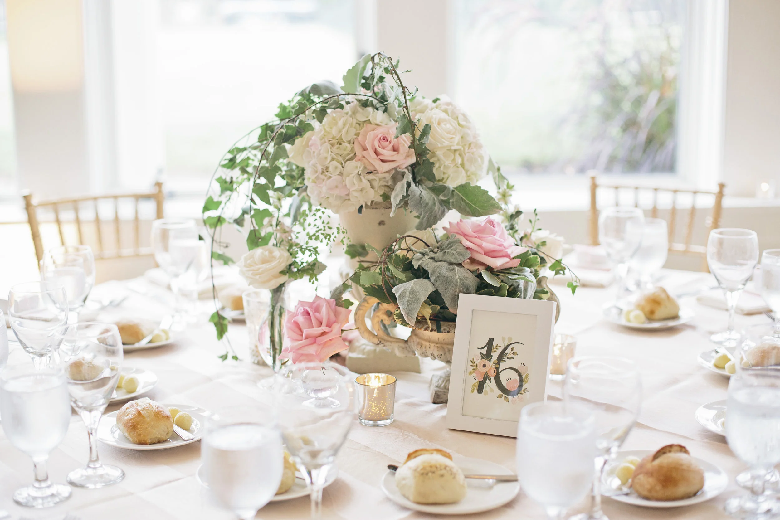 Philadelphia-Wedding-Style-Me-Pretty-042.jpg