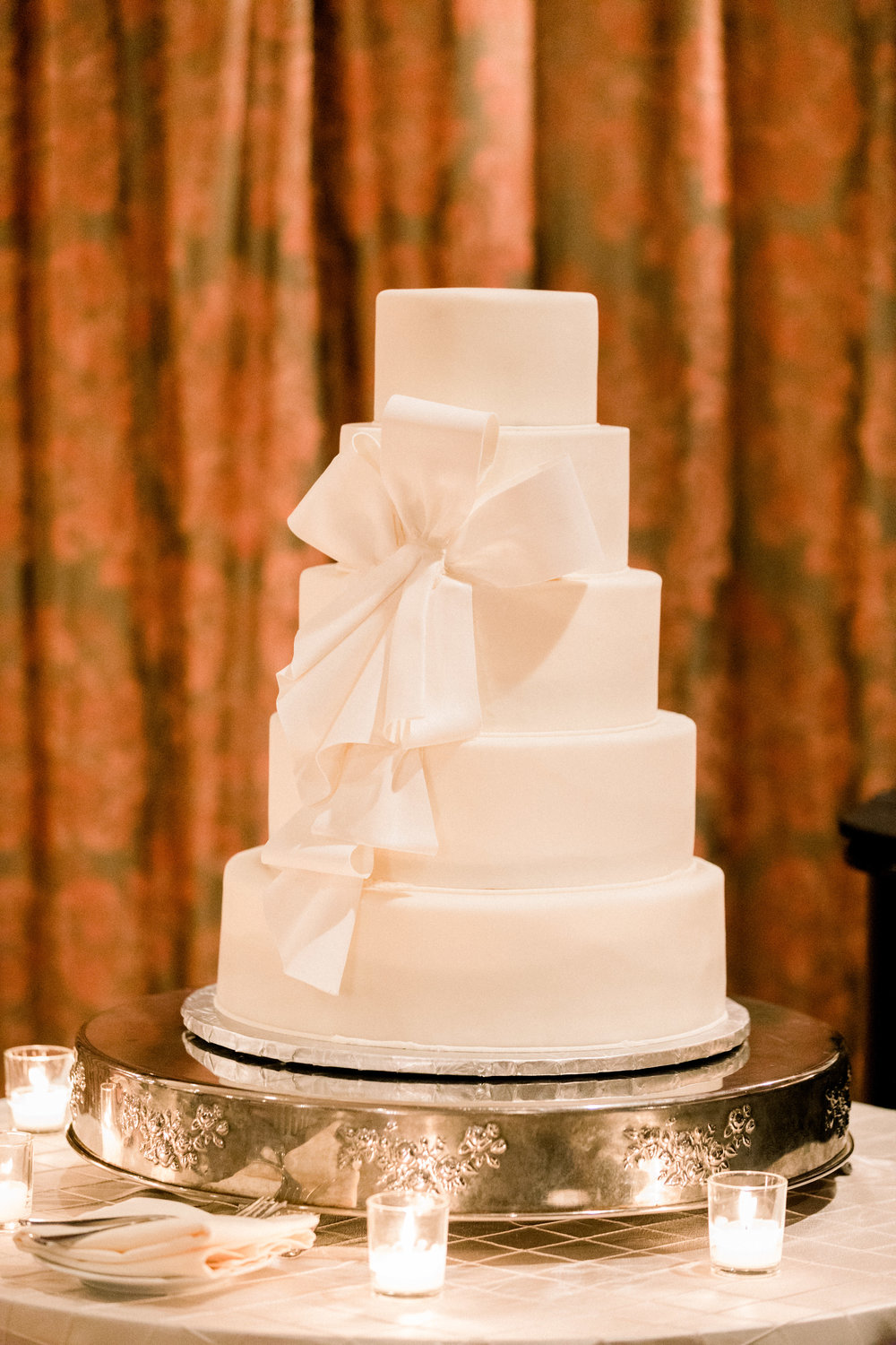 Hudson-Nichols-Greenville-Country-Club-Wedding-Carats-Cake-Film-Photography-164.jpg