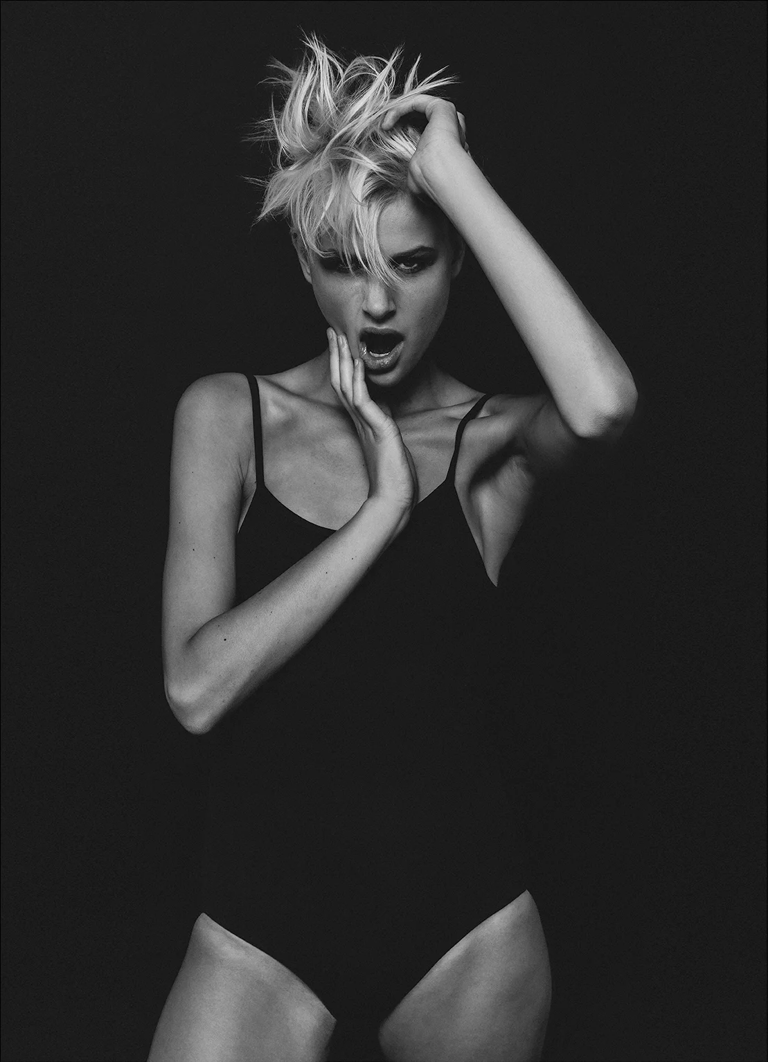 liv-body-bw-w.jpg