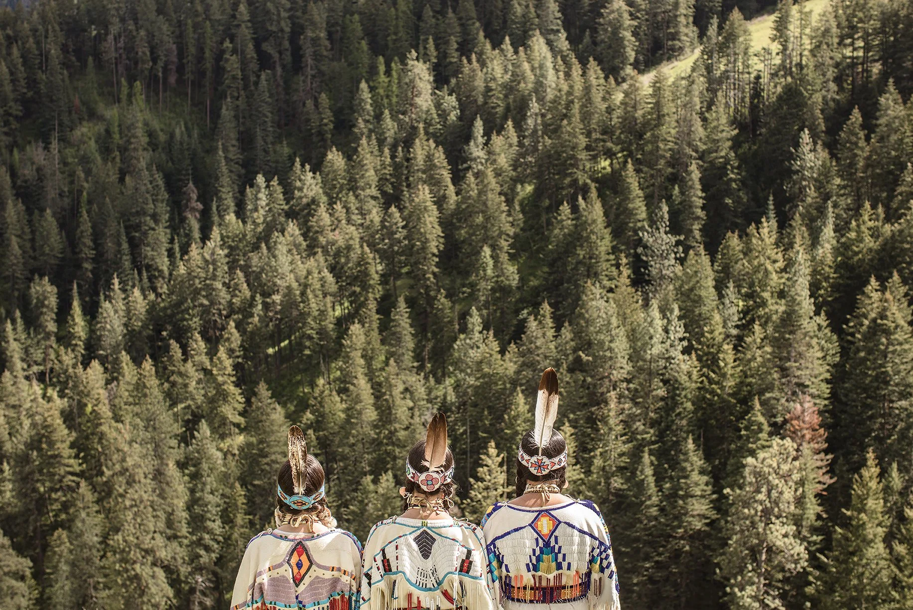 Native_Regalia_Klamere_0517-355-copy.jpg