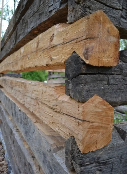 V-Notch Steeple Joint Corner