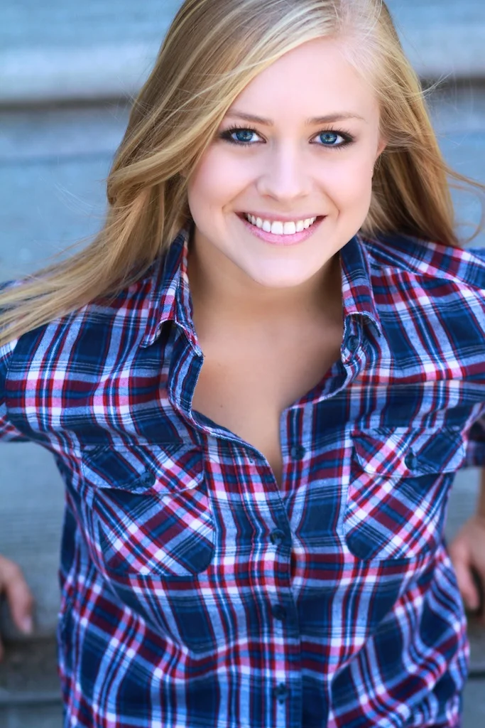 PHOTO — Ashley Anderson