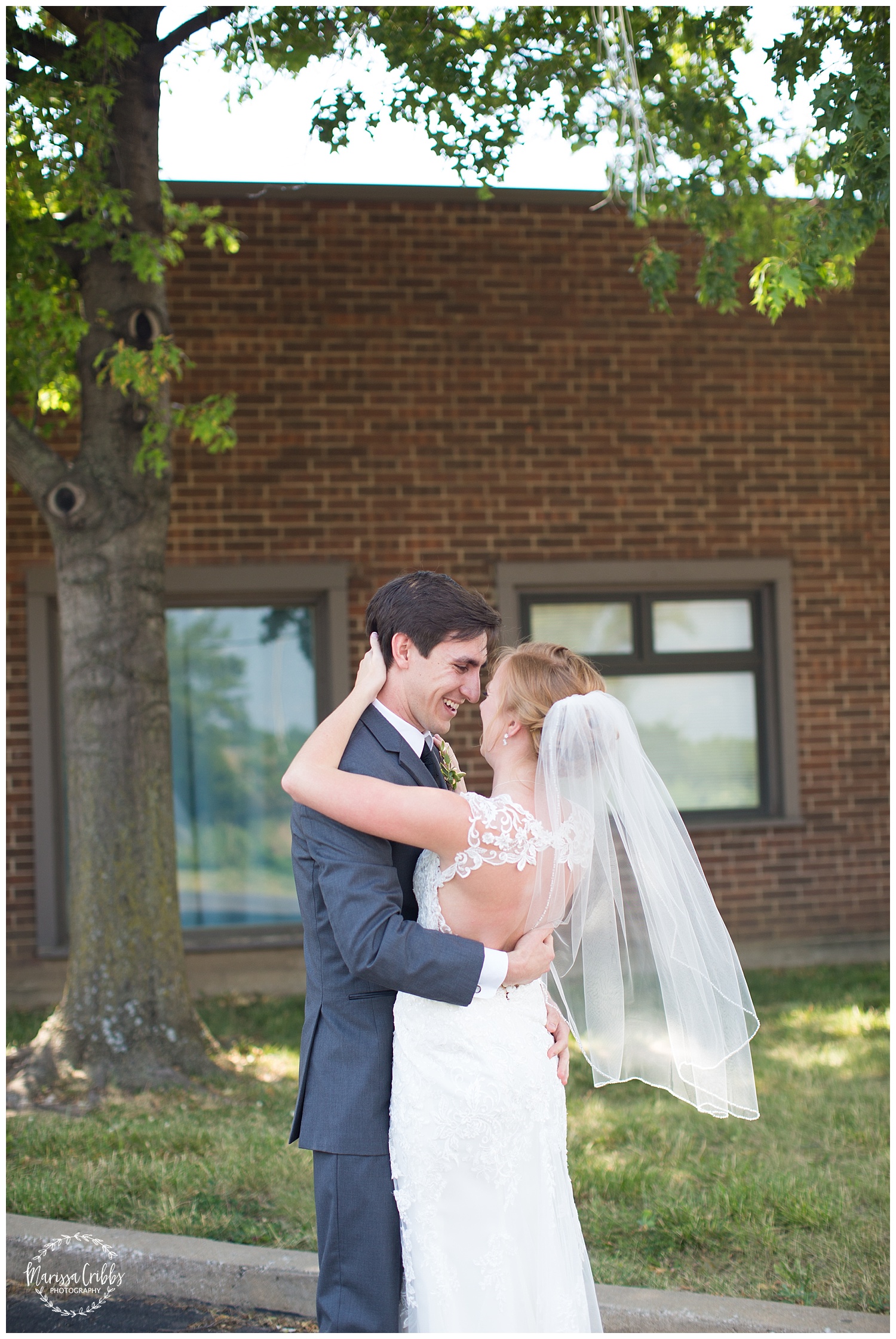 Twin Double Wedding | Union Horse Distilling Co. | Marissa Cribbs Photography | KC Weddings_0063.jpg