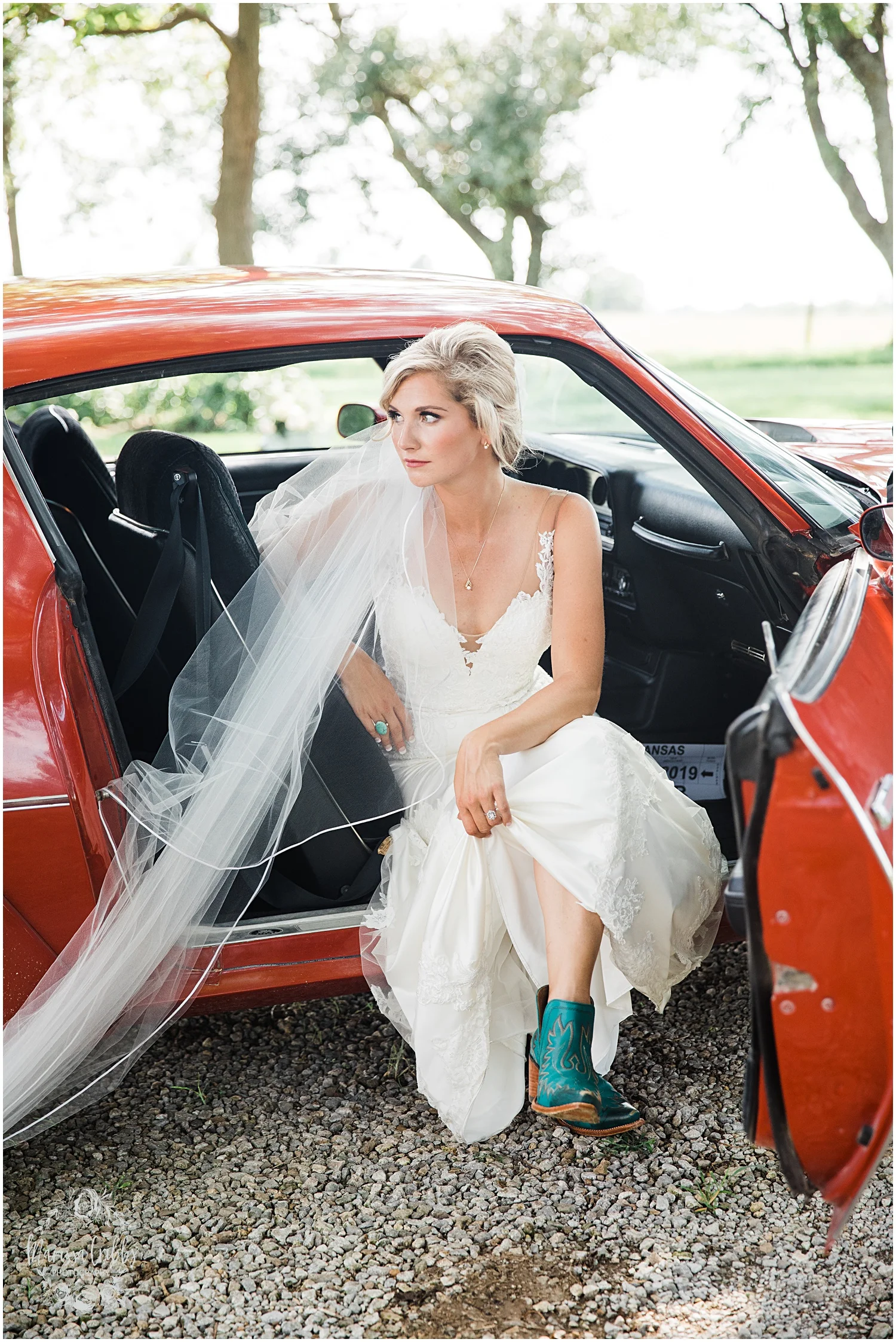 CHELSEA & BEN MARRIED BLOG | MARISSA CRIBBS PHOTOGRAPHY_8580.jpg