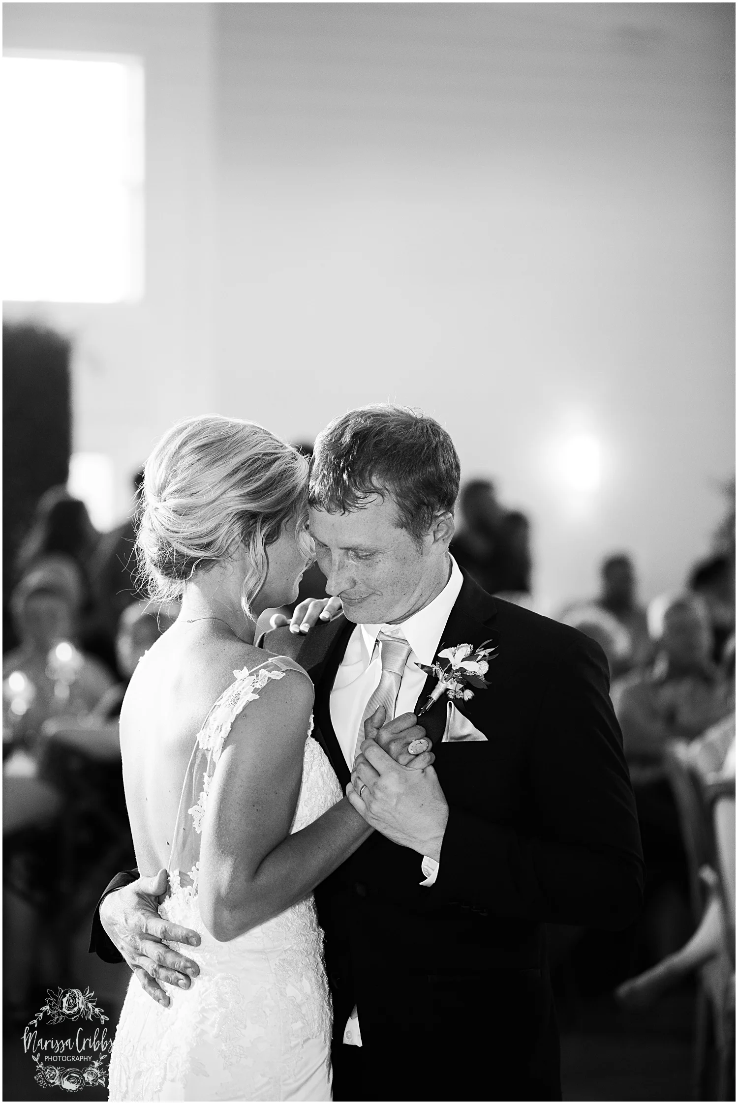 CHELSEA & BEN MARRIED BLOG | MARISSA CRIBBS PHOTOGRAPHY_8614.jpg