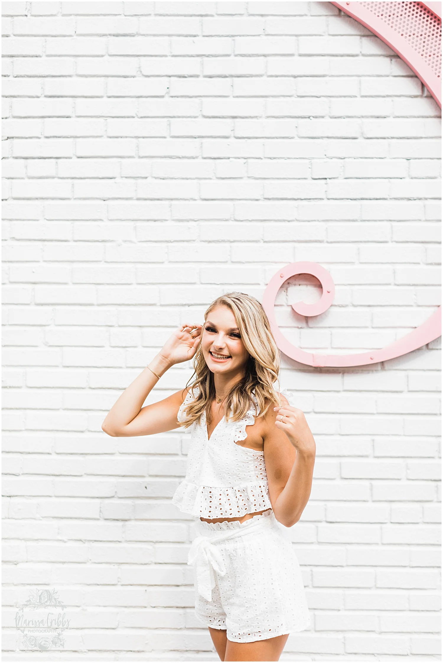 GRACIE SENIOR BLOG | KANSAS CITY SENIOR PICTURES | MARISSA CRIBBS PHOTOGRAPHY_8931.jpg