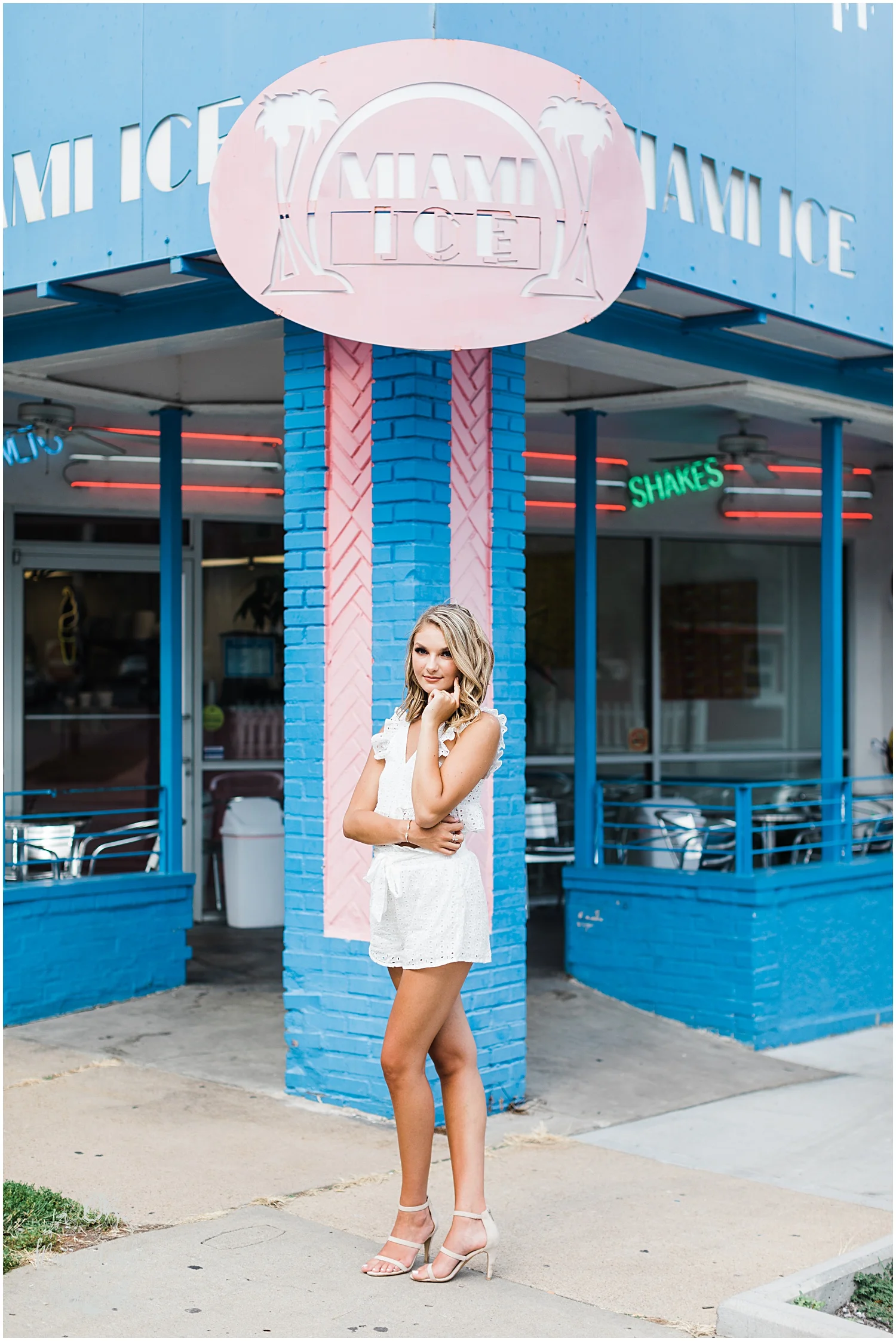 GRACIE SENIOR BLOG | KANSAS CITY SENIOR PICTURES | MARISSA CRIBBS PHOTOGRAPHY_8936.jpg