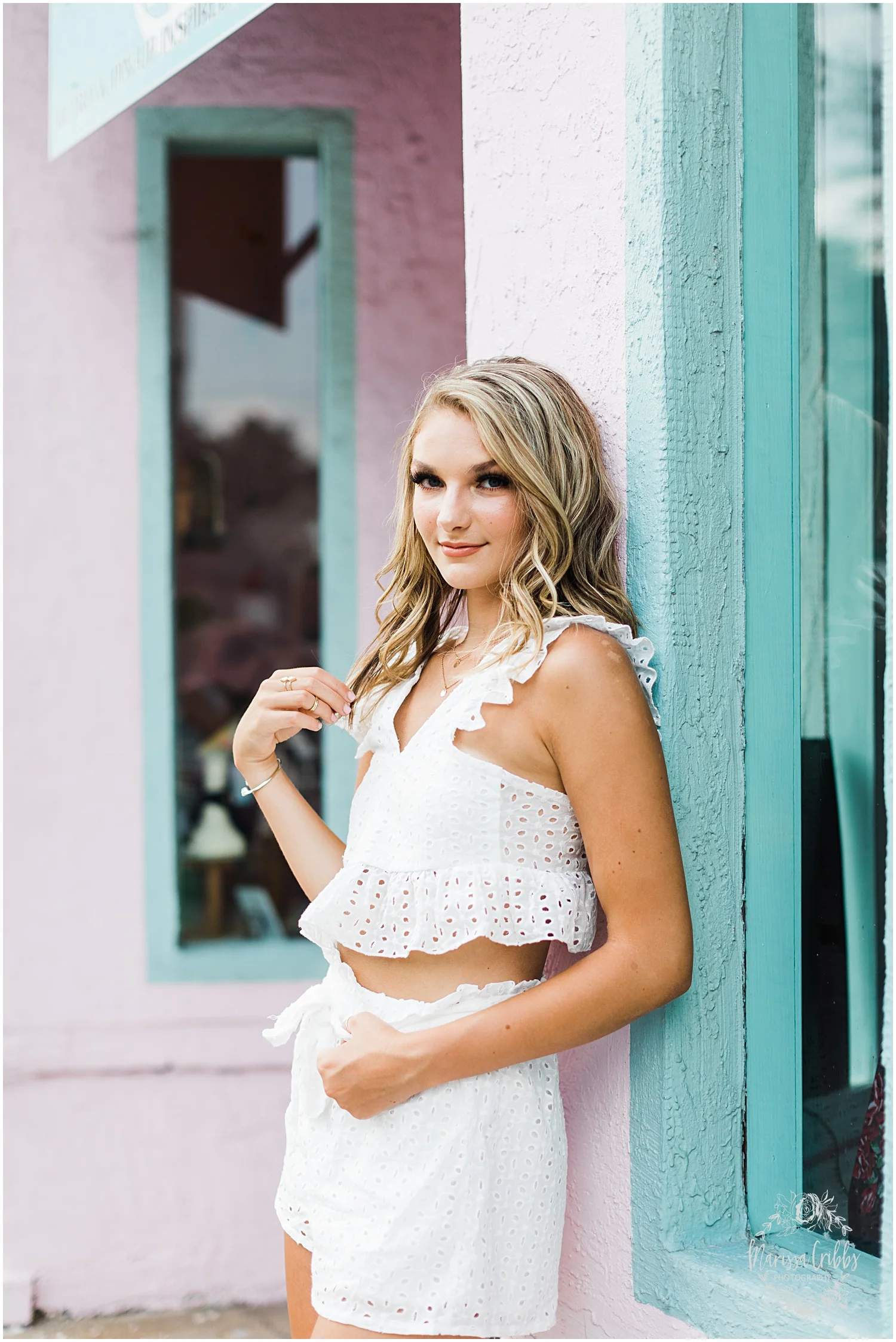 GRACIE SENIOR BLOG | KANSAS CITY SENIOR PICTURES | MARISSA CRIBBS PHOTOGRAPHY_8941.jpg
