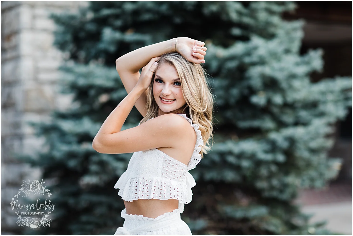 GRACIE SENIOR BLOG | KANSAS CITY SENIOR PICTURES | MARISSA CRIBBS PHOTOGRAPHY_8961.jpg