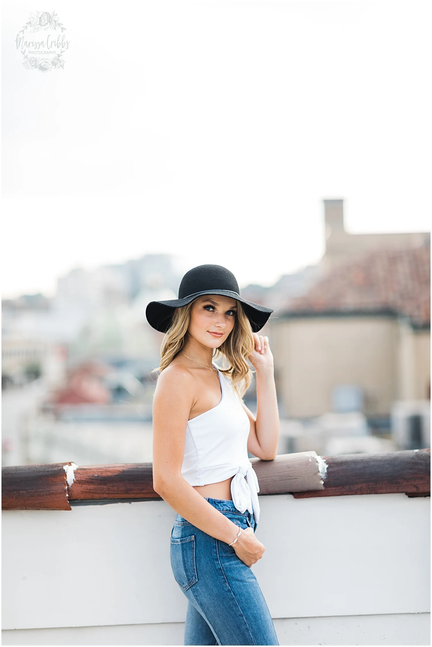 GRACIE SENIOR BLOG | KANSAS CITY SENIOR PICTURES | MARISSA CRIBBS PHOTOGRAPHY_8971.jpg