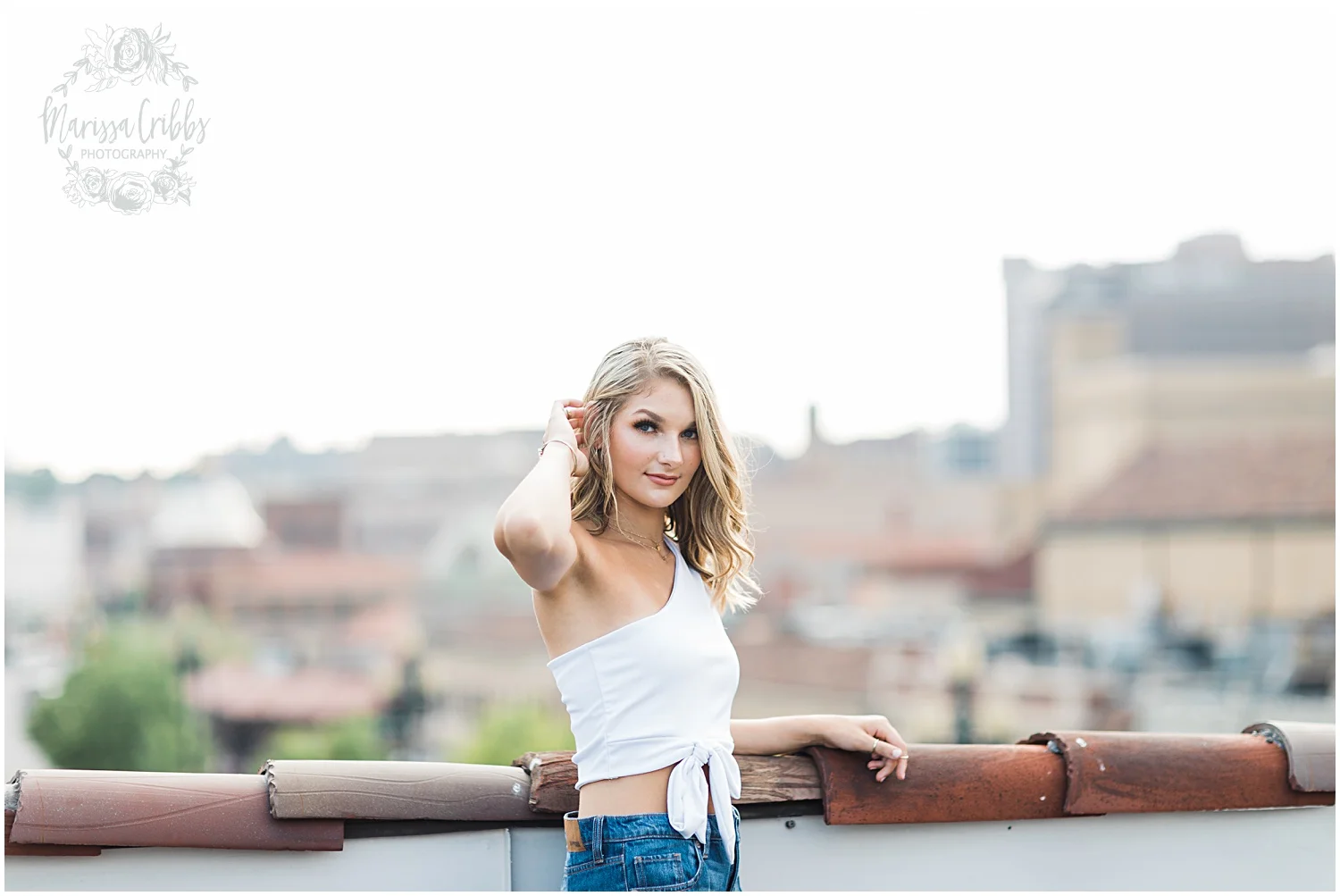 GRACIE SENIOR BLOG | KANSAS CITY SENIOR PICTURES | MARISSA CRIBBS PHOTOGRAPHY_8981.jpg