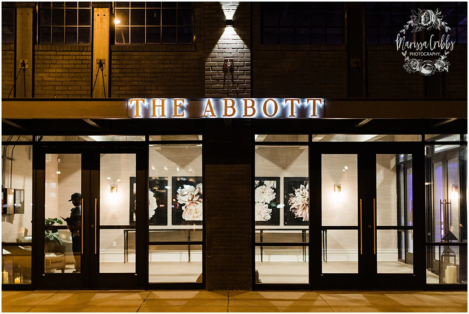 JOANNE & GEORGE MARRIED BLOG | MARISSA CRIBBS PHOTOGRAPHY | THE ABBOTT | KANSAS CITY WEDDING PHOTOS_9191.jpg
