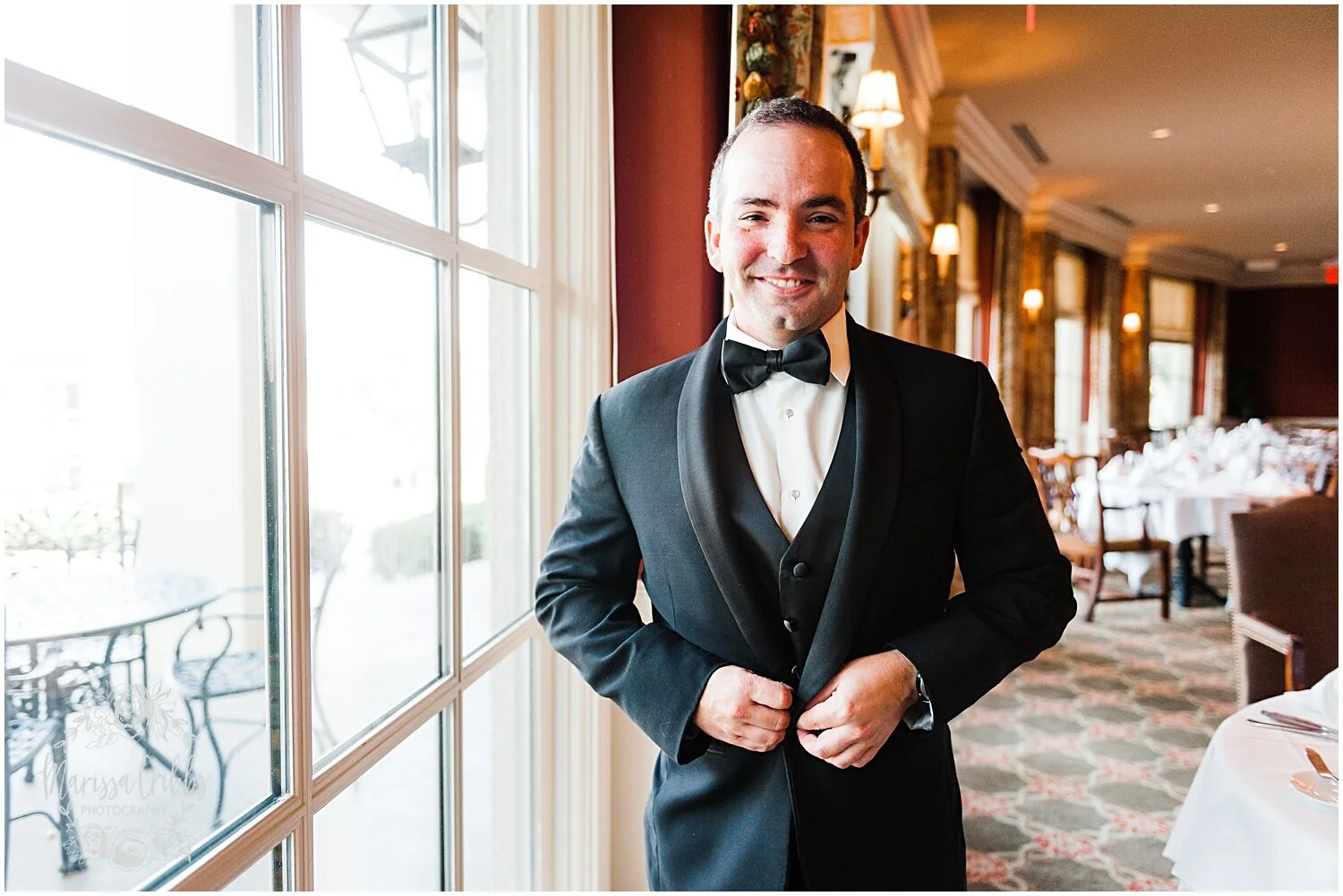 TYLER & CAROLINE MARRIED BLOG | MARISSA CRIBBS PHOTOGRAPHY | THE CARRIAGE CLUB | KANSAS CITY WEDDING PHOTOS_9201.jpg